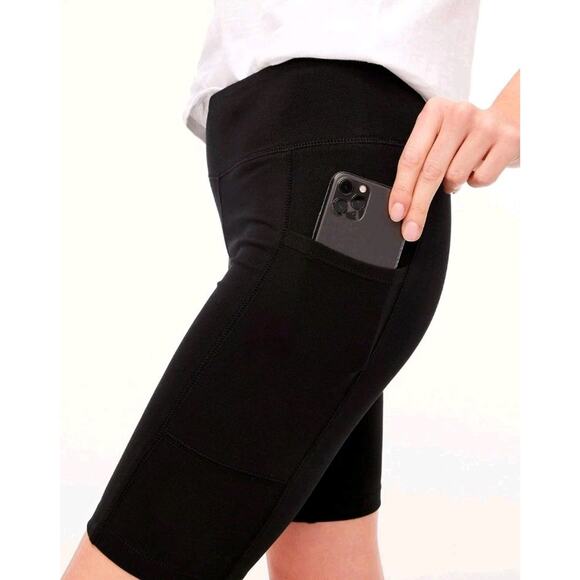 J.crew Sz S AY275 Bike Shorts pocket Celular Black Wmns Hiking Gym Ca16 - Picture 1 of 7